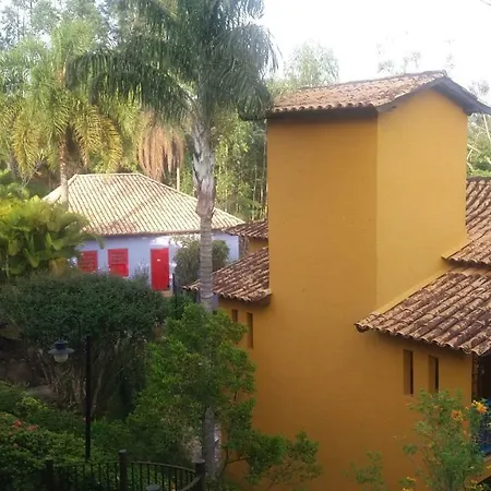 A Casa Vermelha Hospedaria-3